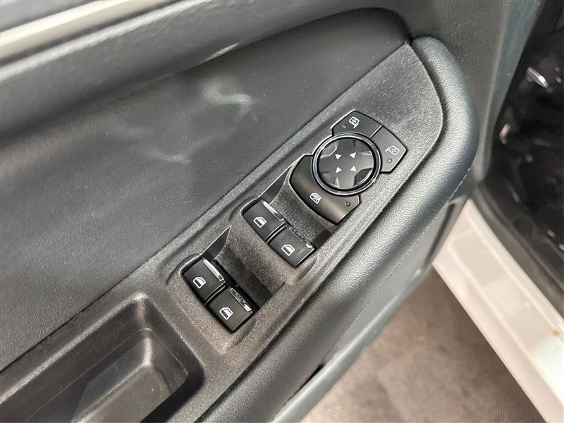 Used 2024 Ford Edge SEL AWD/4WD image 31