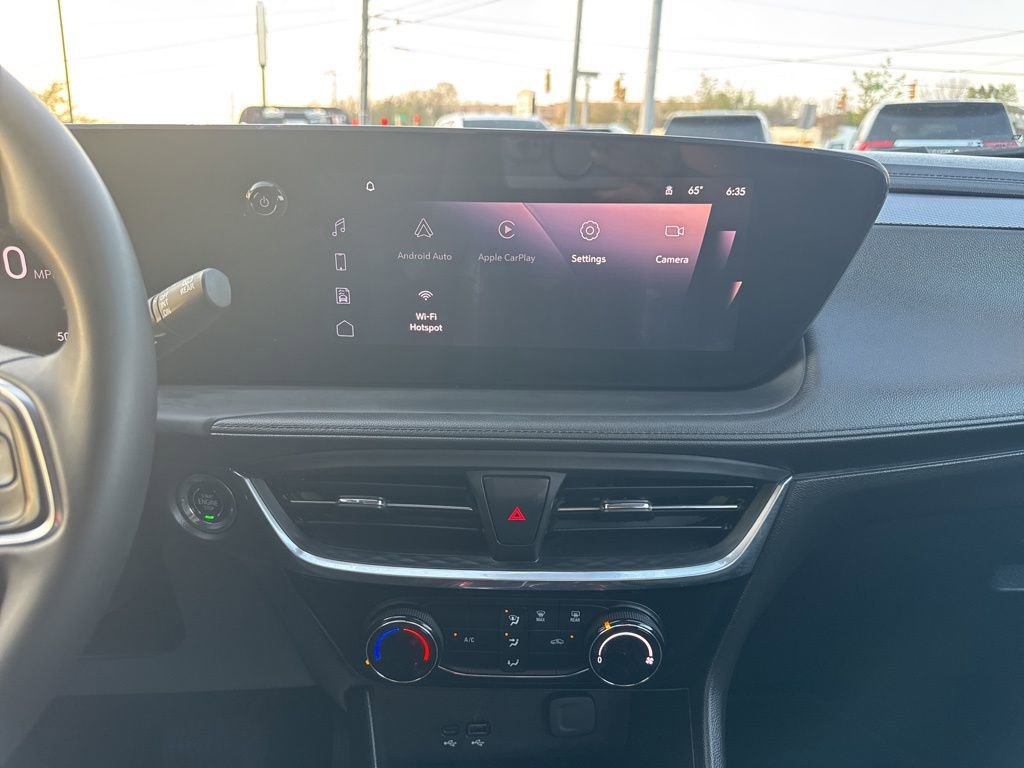 Used 2024 Buick Encore GX Sport Touring w/ Advanced Technology Package image 25