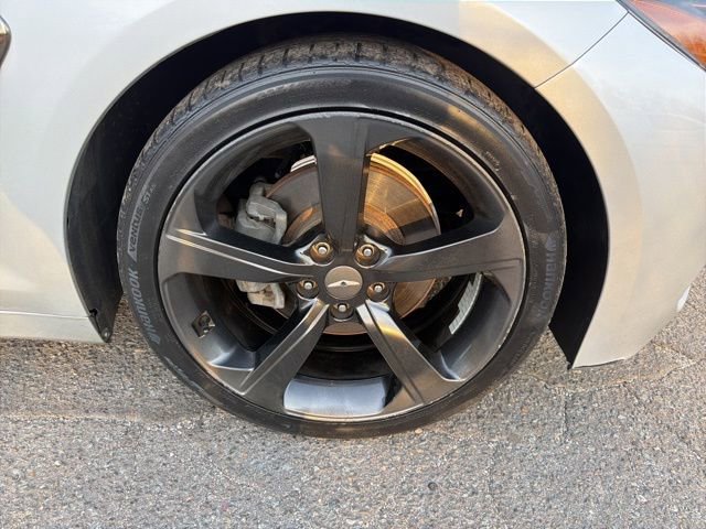 Used 2019 Genesis G70 2.0T Advanced w/ Sport Package image 9