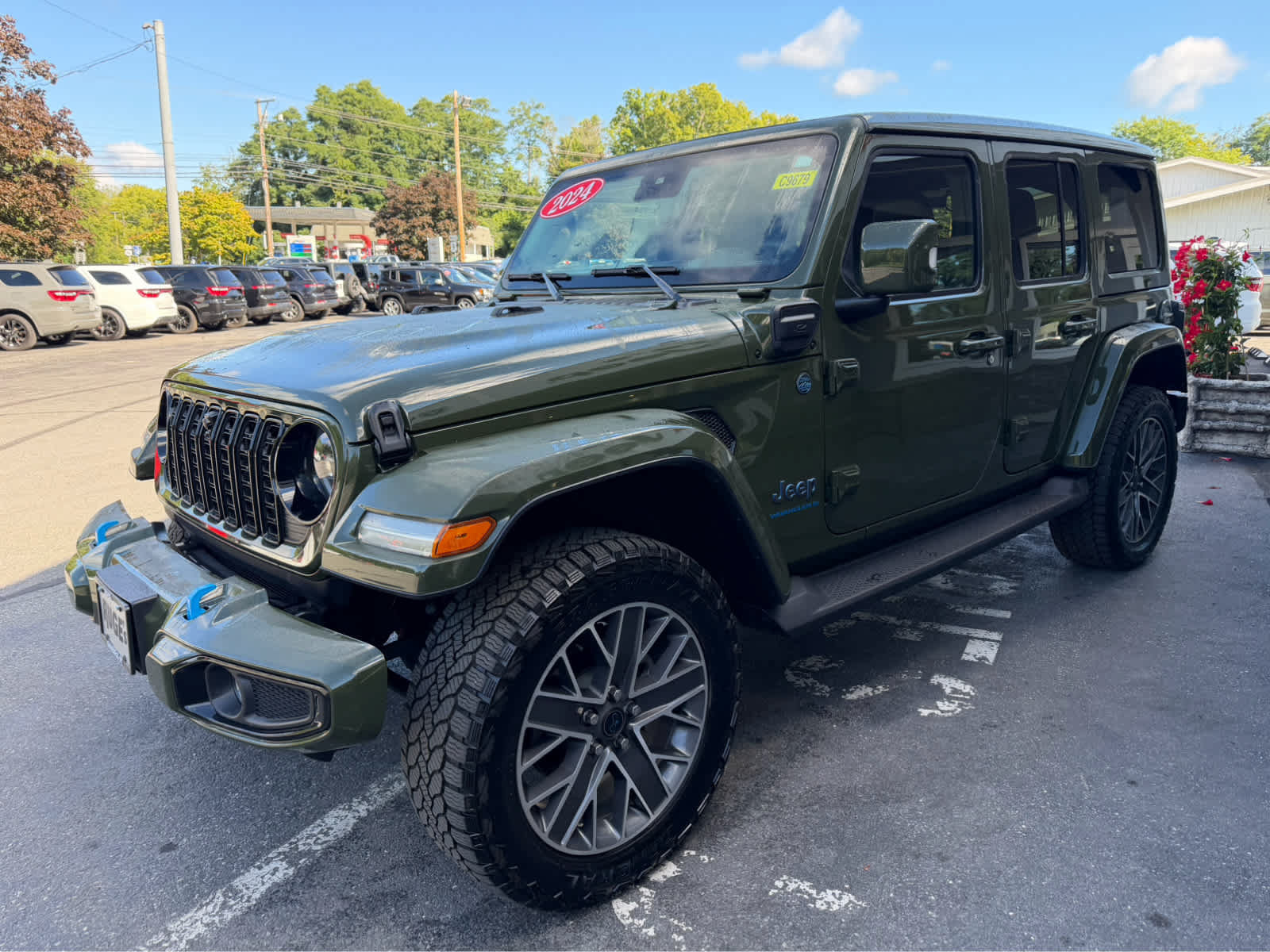 Used 2024 Jeep Wrangler High Altitude AWD/4WD image 8