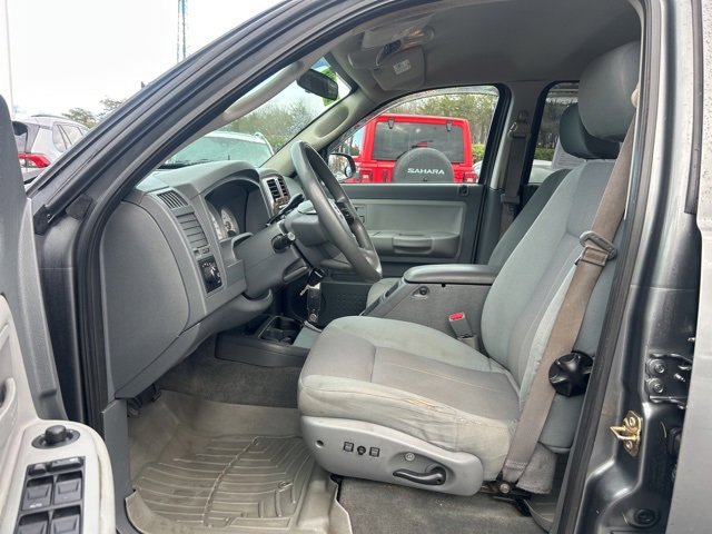 Used 2005 Dodge Dakota SLT image 12