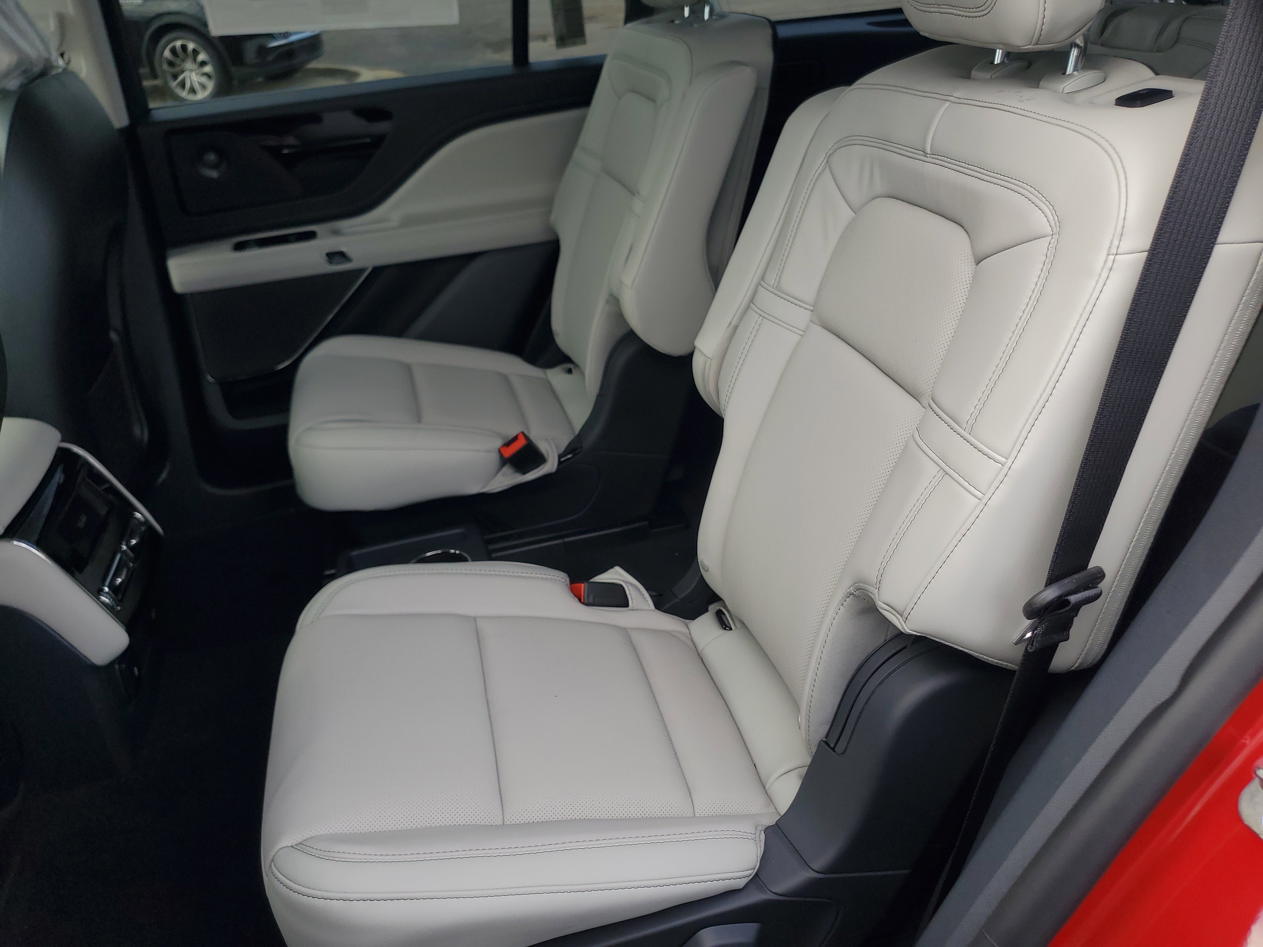 New 2026 Lincoln Aviator Reserve image 26