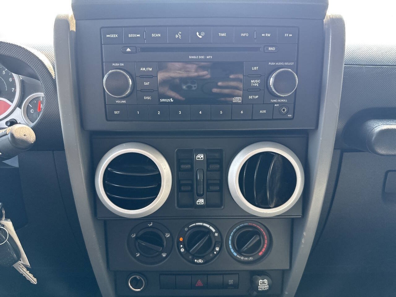 Used 2008 Jeep Wrangler Unlimited Sahara AWD/4WD image 31