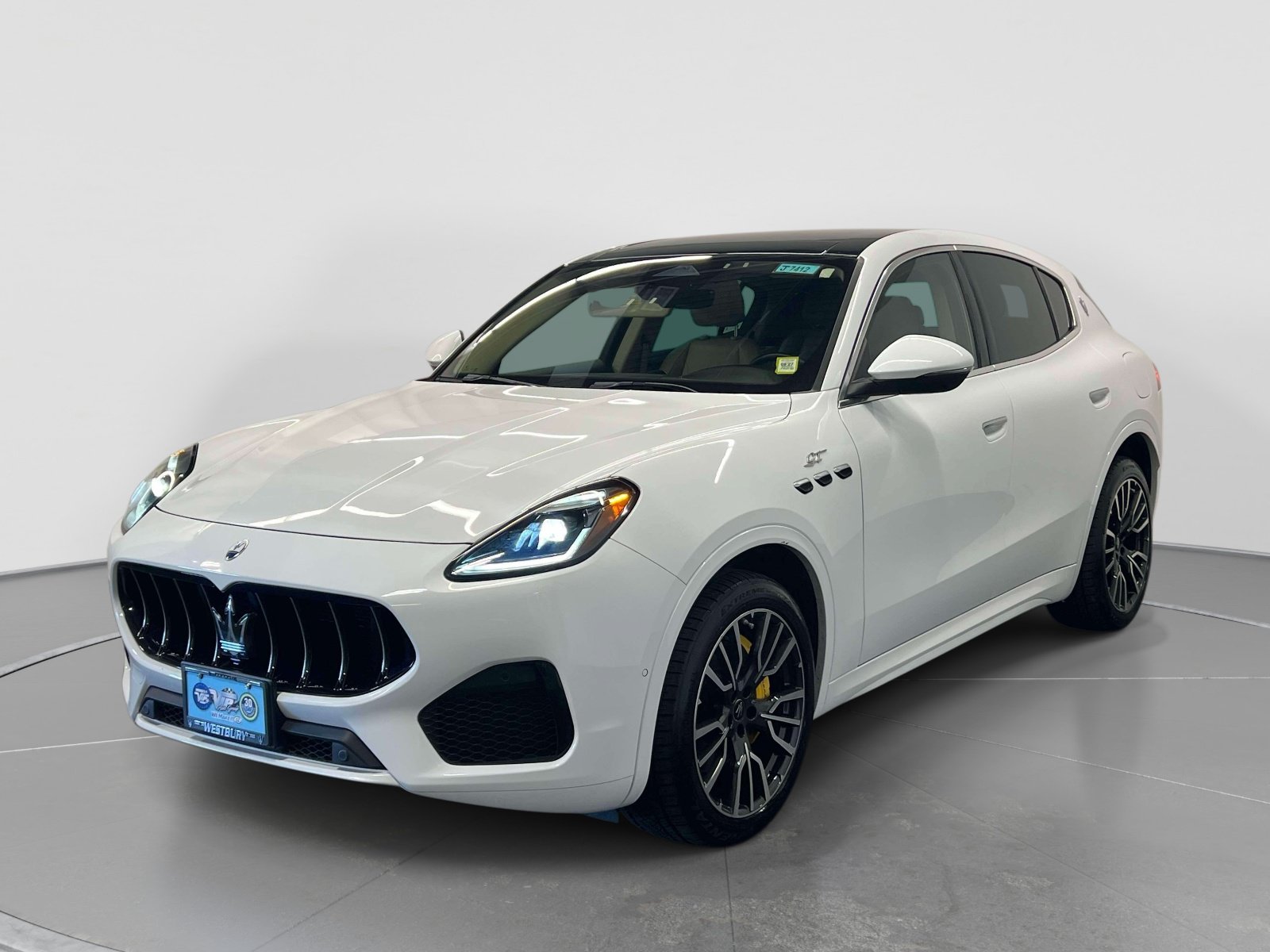 Used 2023 Maserati Grecale Modena AWD/4WD image 4