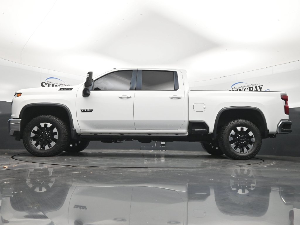 Used 2020 Chevrolet Silverado 2500 LT w/ Texas Edition AWD/4WD image 29