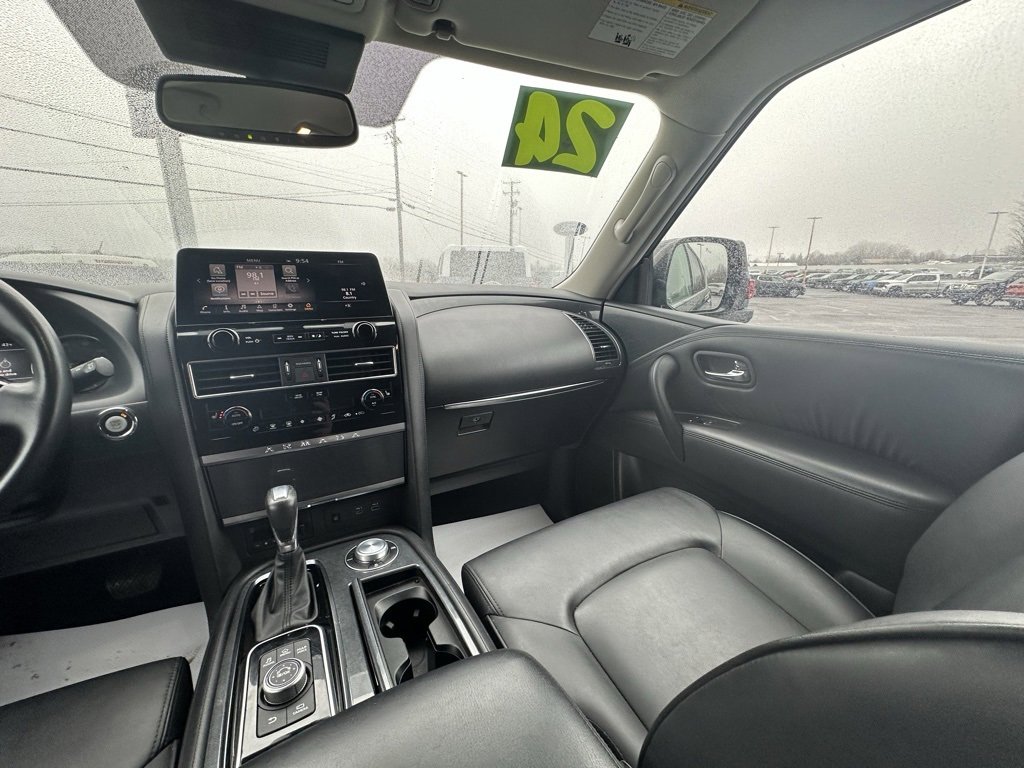 Used 2024 Nissan Armada SV image 16