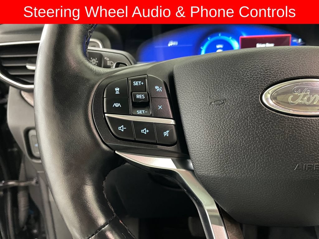 Used 2020 Ford Explorer Platinum w/ Premium Technology Package AWD/4WD image 32