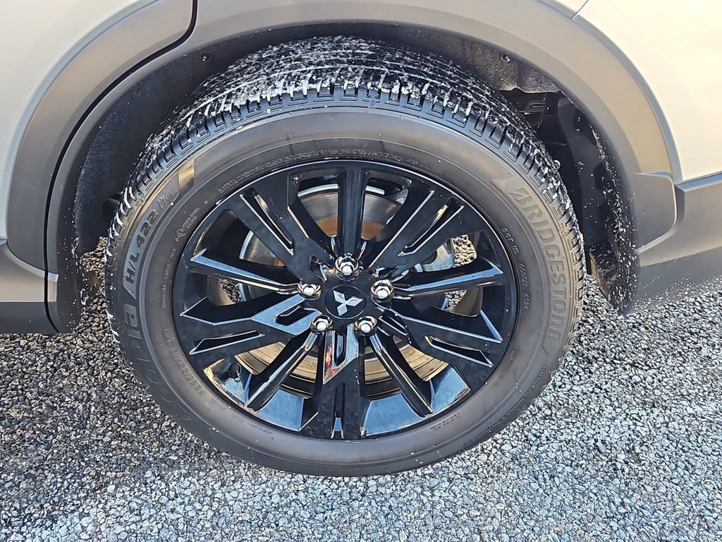 Used 2025 Mitsubishi Eclipse Cross LE image 8