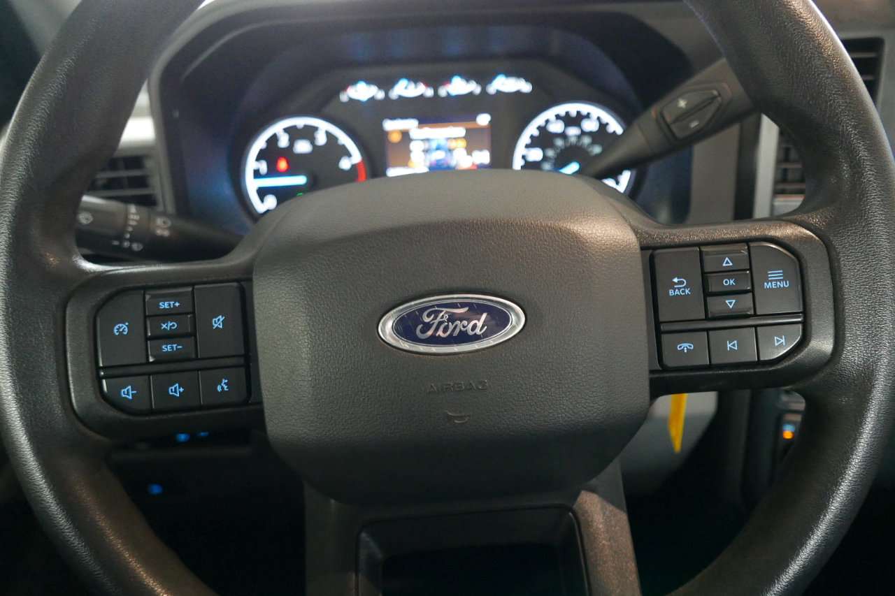 Used 2023 Ford F350 XLT image 12