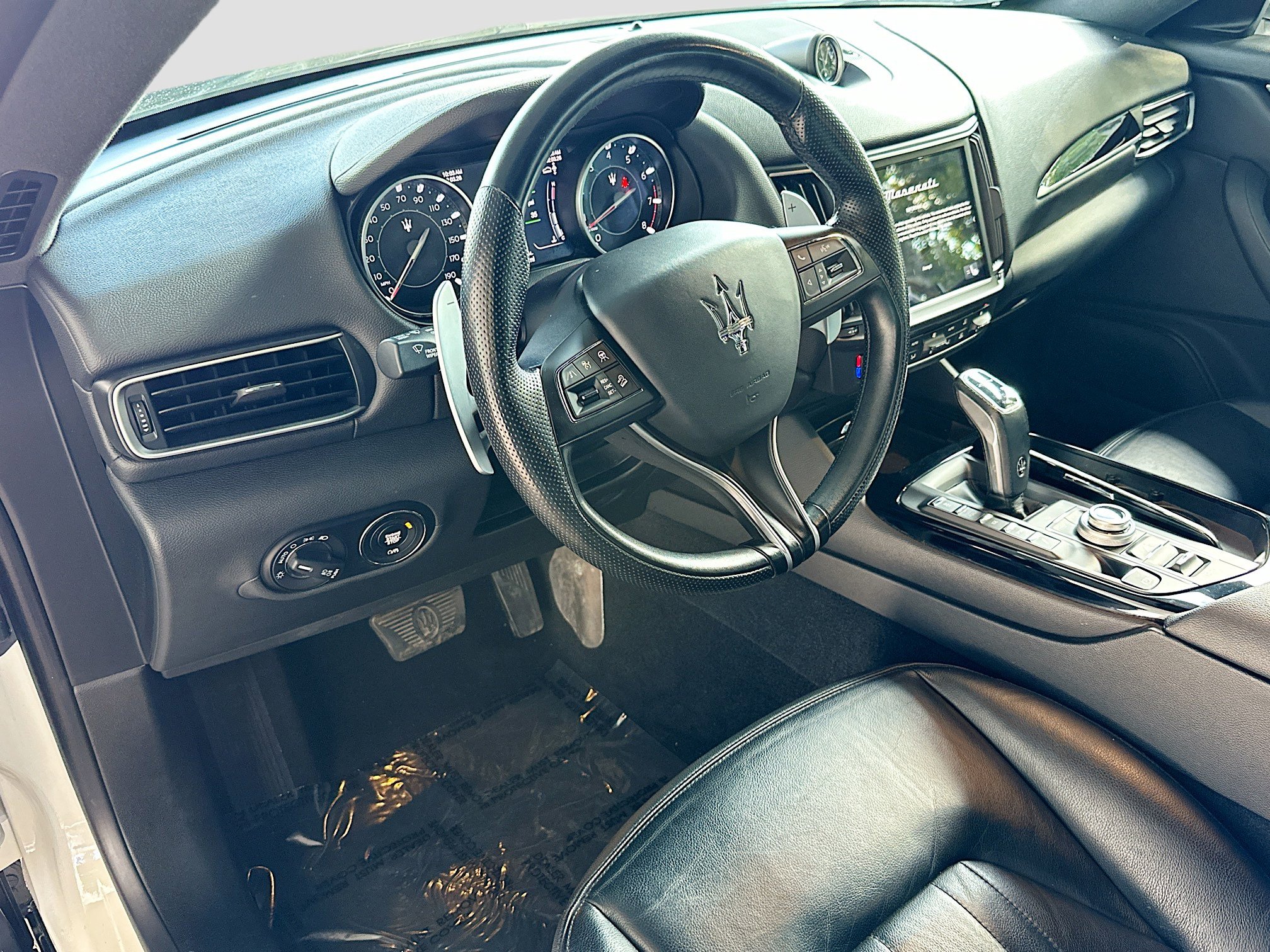 Used 2023 Maserati Levante Modena image 9