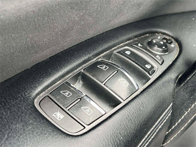 Used 2017 Nissan Armada SV image 15