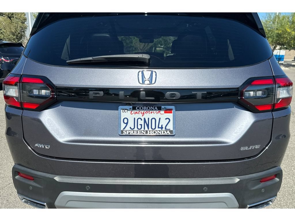 Certified 2024 Honda Pilot Elite image 53
