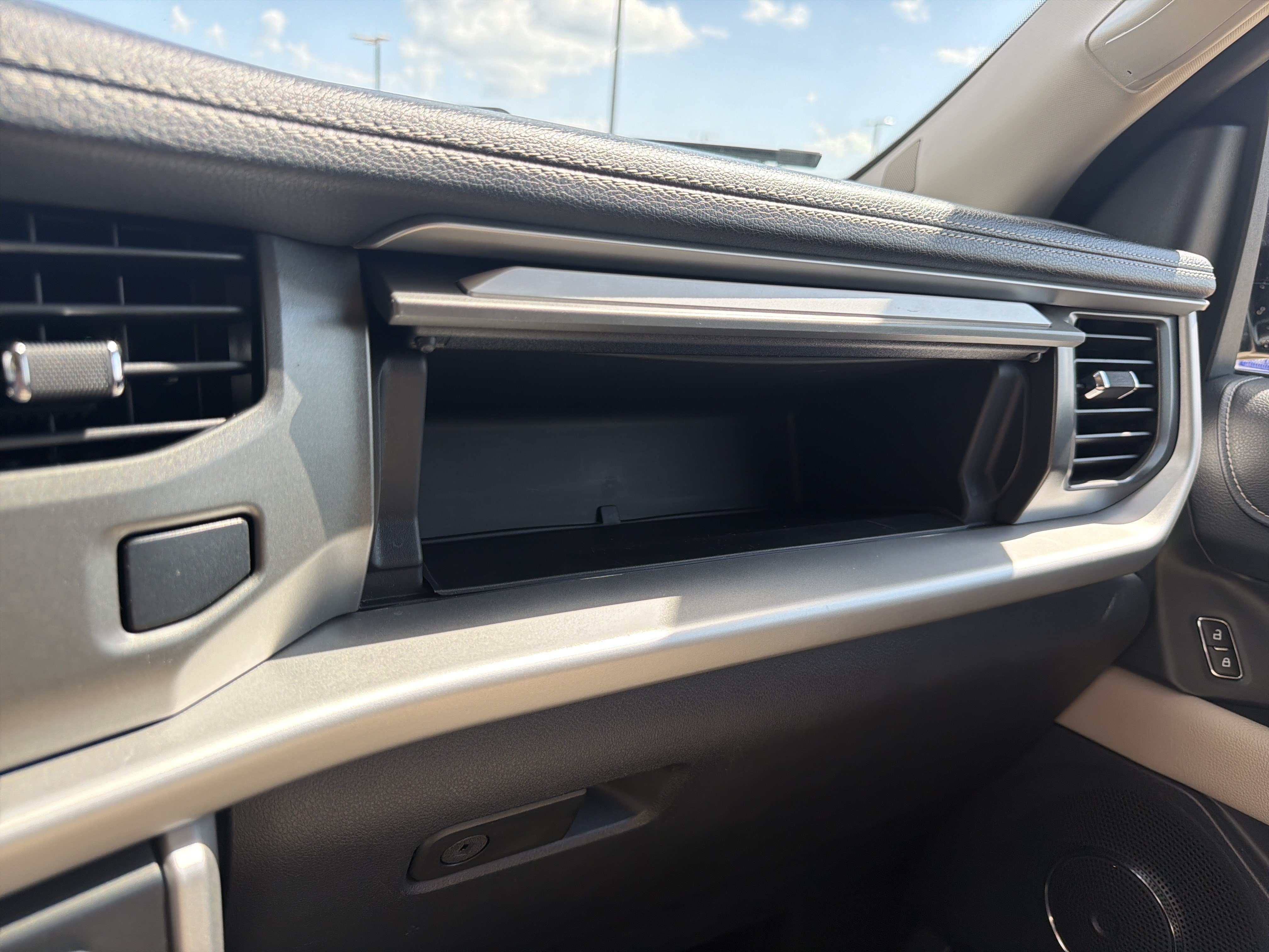 Used 2023 Ford Expedition Max XLT RWD image 19