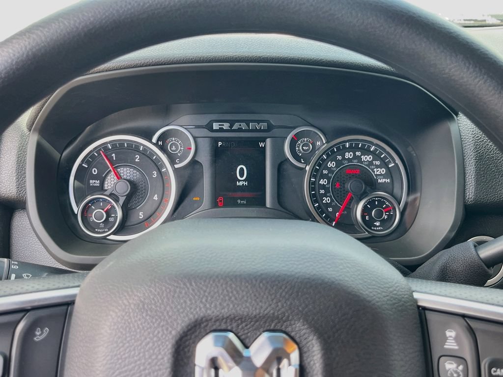 New 2026 RAM 2500 Tradesman AWD/4WD image 12