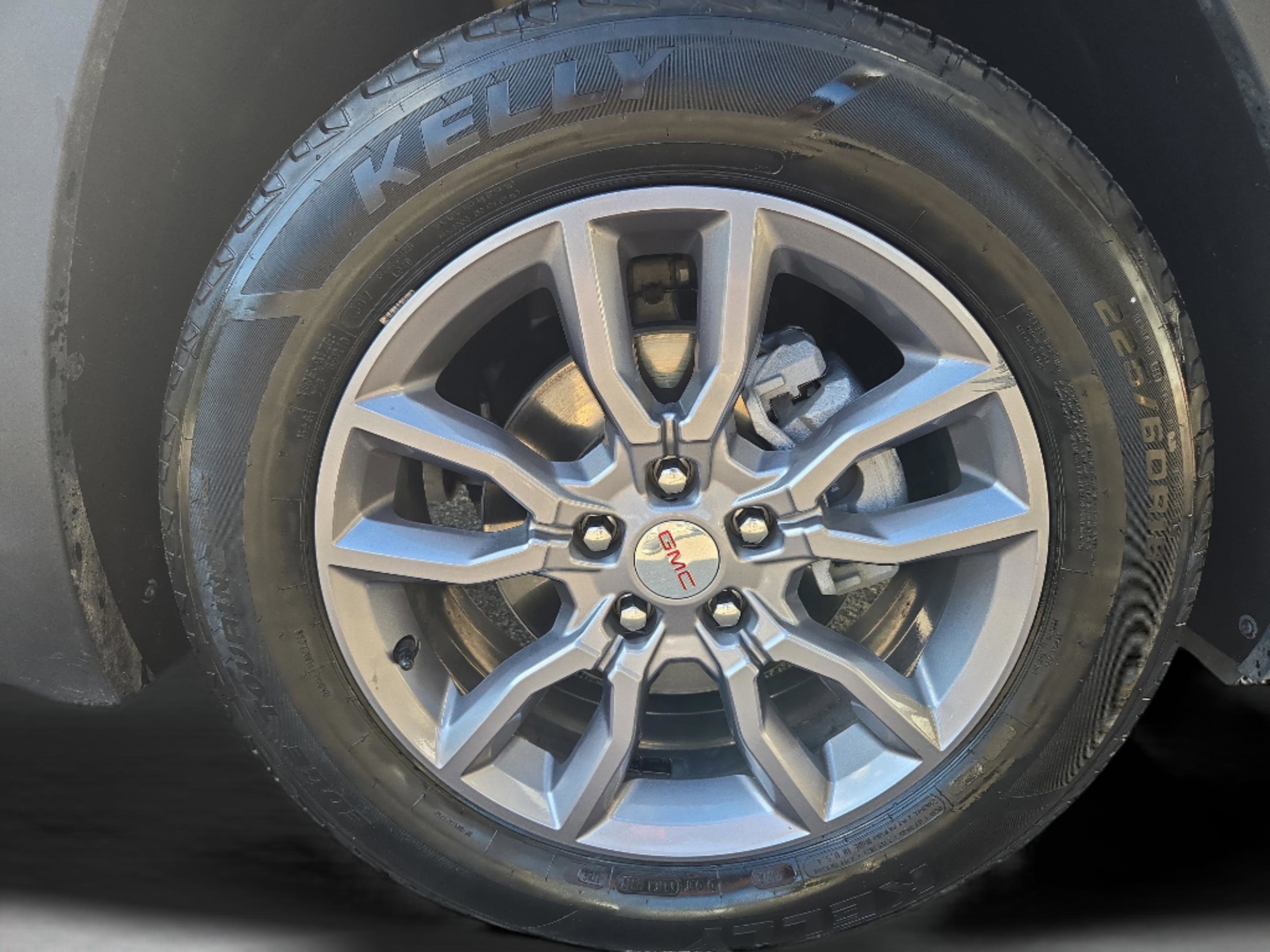 Used 2024 GMC Terrain SLT image 28