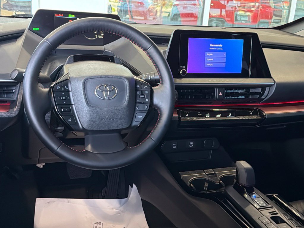 Certified 2026 Toyota Prius Plug-In Hybrid FWD image 32