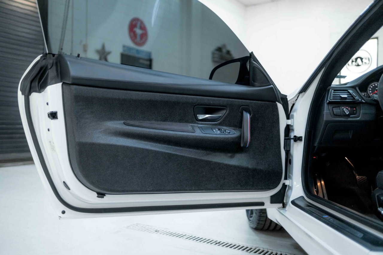 Used 2019 BMW M4 CS w/ Executive Package image 48