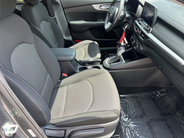 Certified 2024 Kia Forte LXS w/ LXS Technology Package FWD image 14