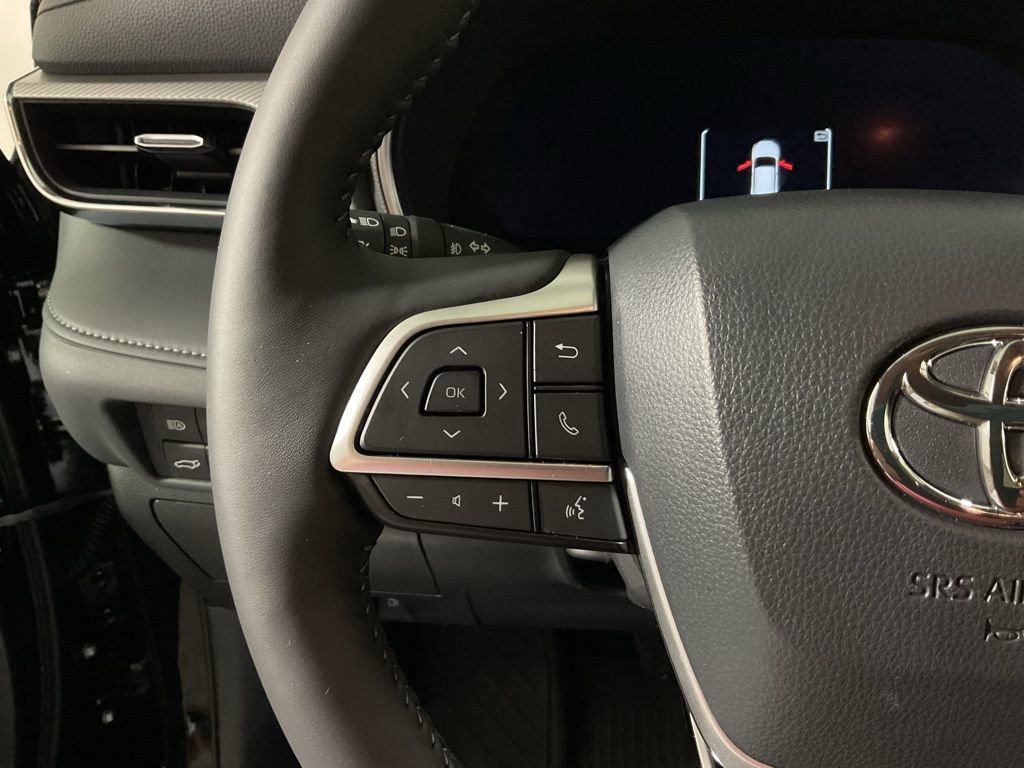 New 2026 Toyota Highlander Platinum image 26