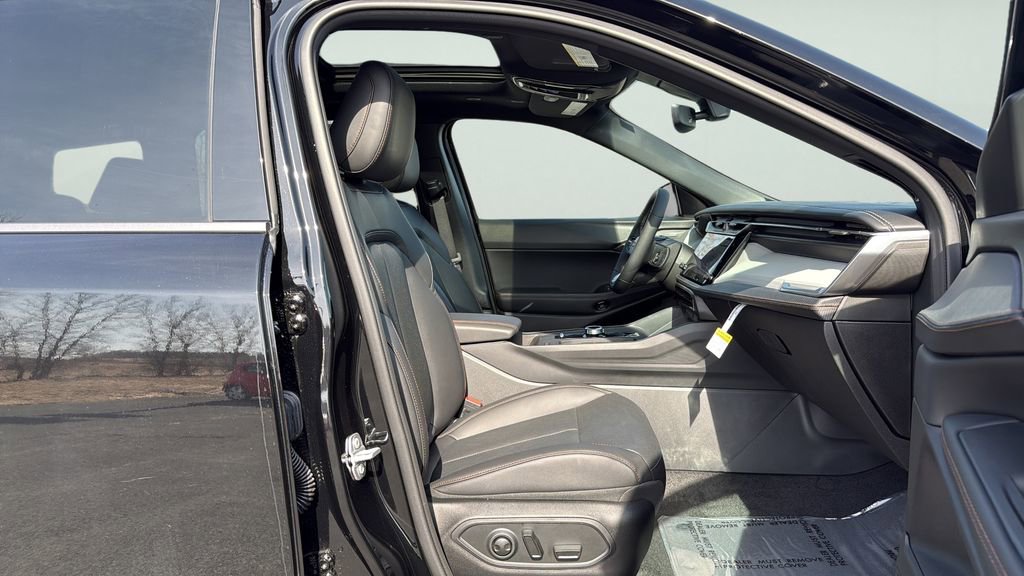 New 2026 Jeep Cherokee Limited image 11