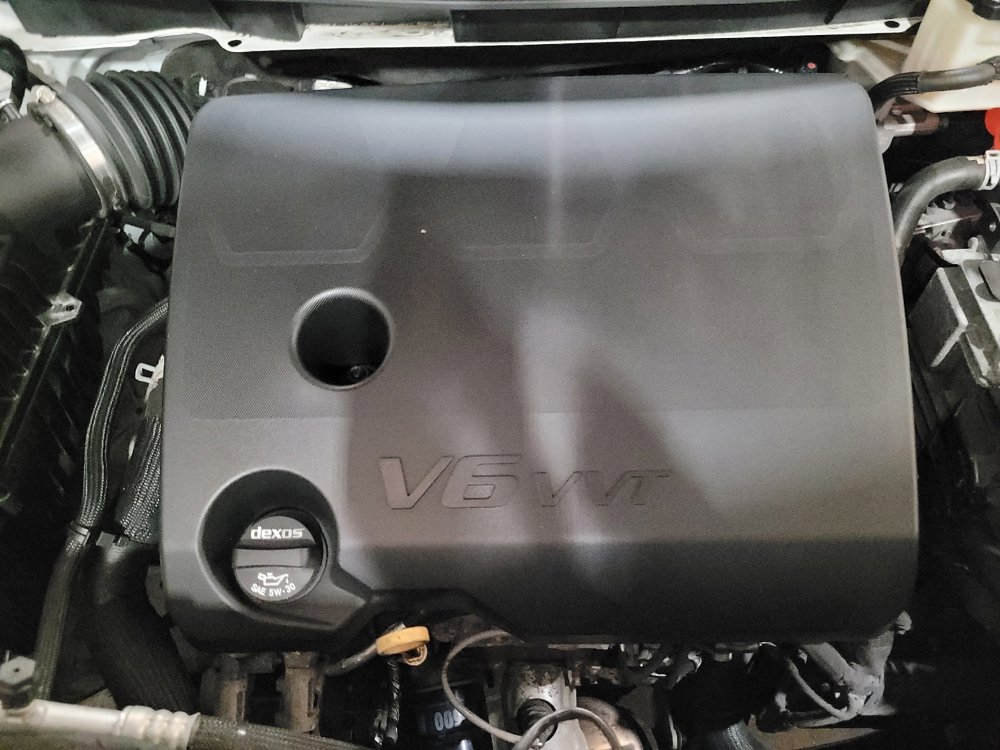 Used 2020 Chevrolet Traverse LT image 30