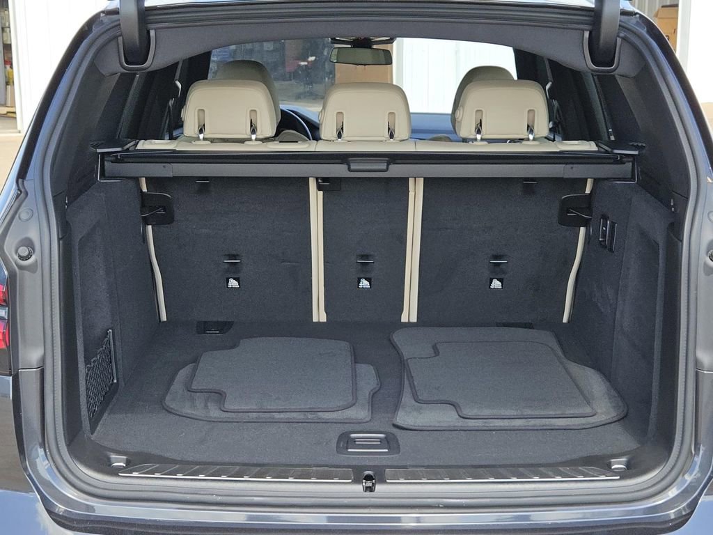 Used 2023 BMW X3 sDrive30i w/ Premium Package image 9