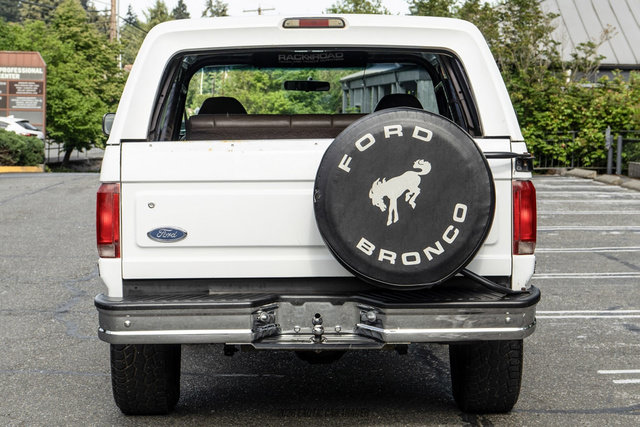 Used 1992 Ford Bronco Custom AWD/4WD image 7
