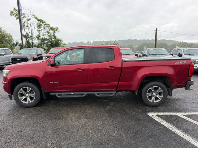 Used 2017 Chevrolet Colorado Z71 AWD/4WD image 2