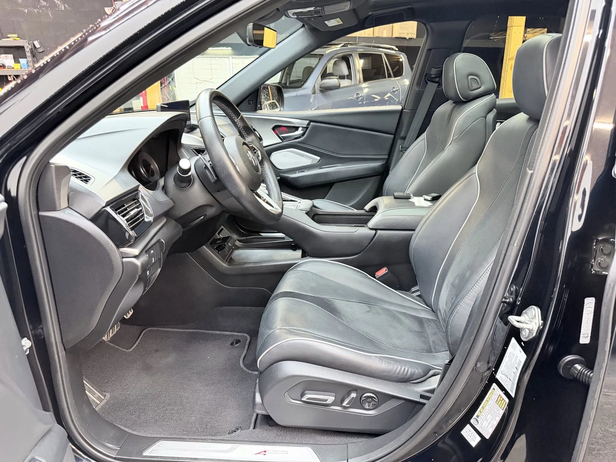 Used 2019 Acura RDX A-Spec image 11