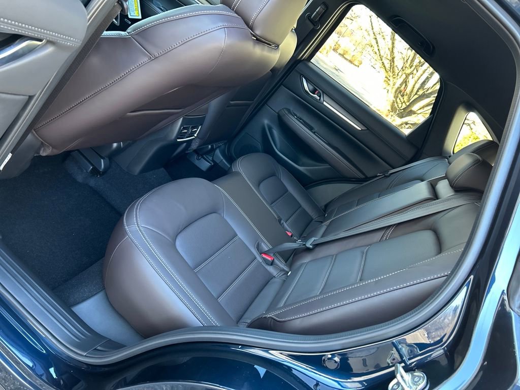 New 2025 MAZDA CX-5 Signature image 24