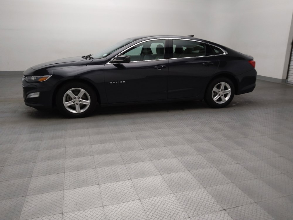 Used 2023 Chevrolet Malibu LS w/ Driver Confidence Package FWD image 2