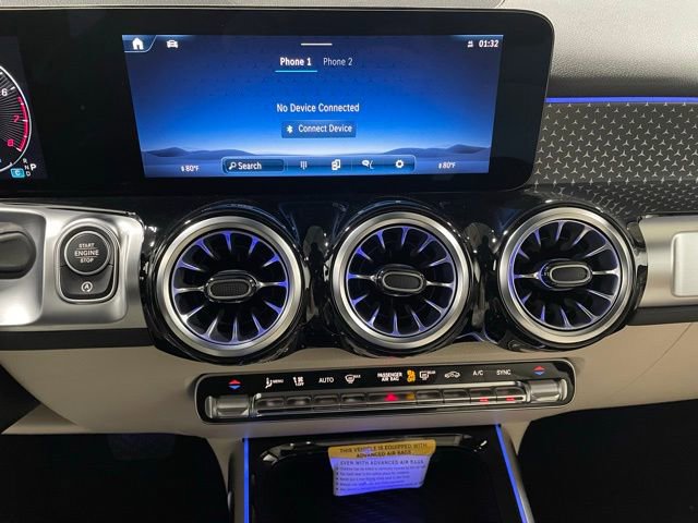 Used 2025 Mercedes-Benz GLB 250 4MATIC image 19