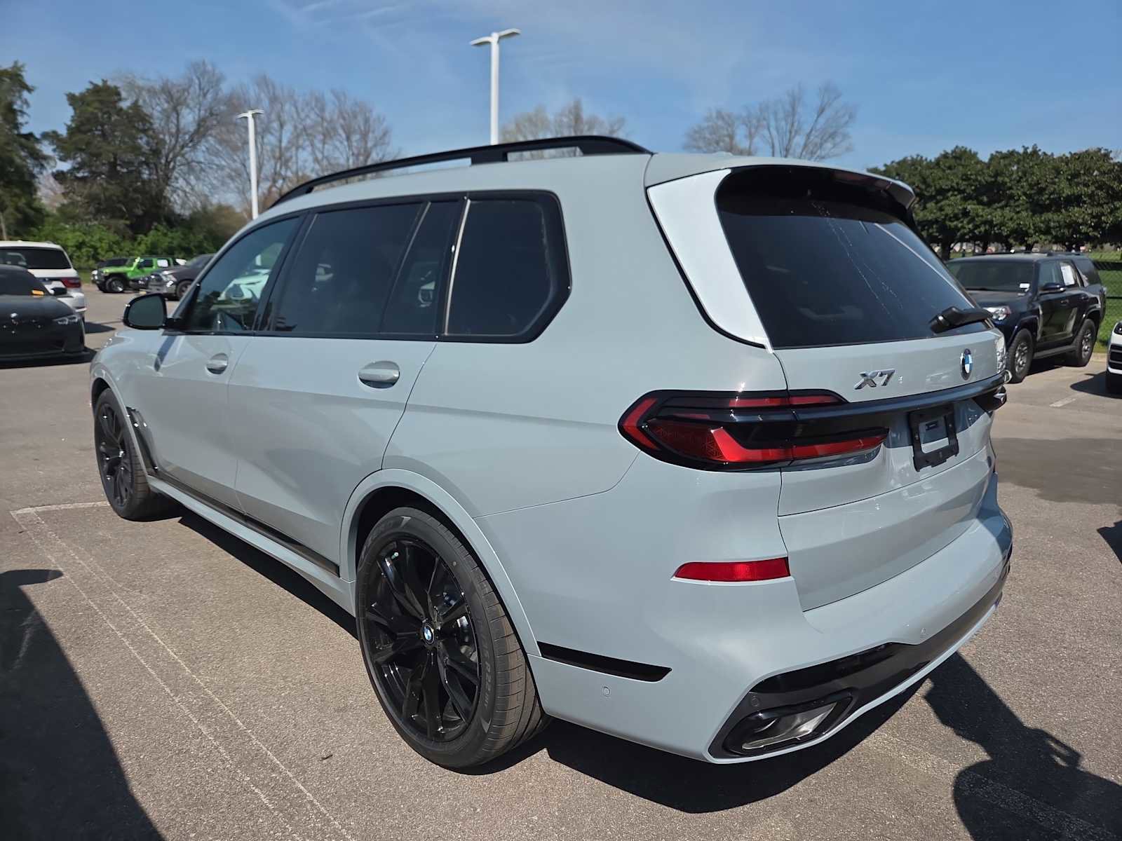 New 2026 BMW X7 xDrive40i w/ Executive Package image 6
