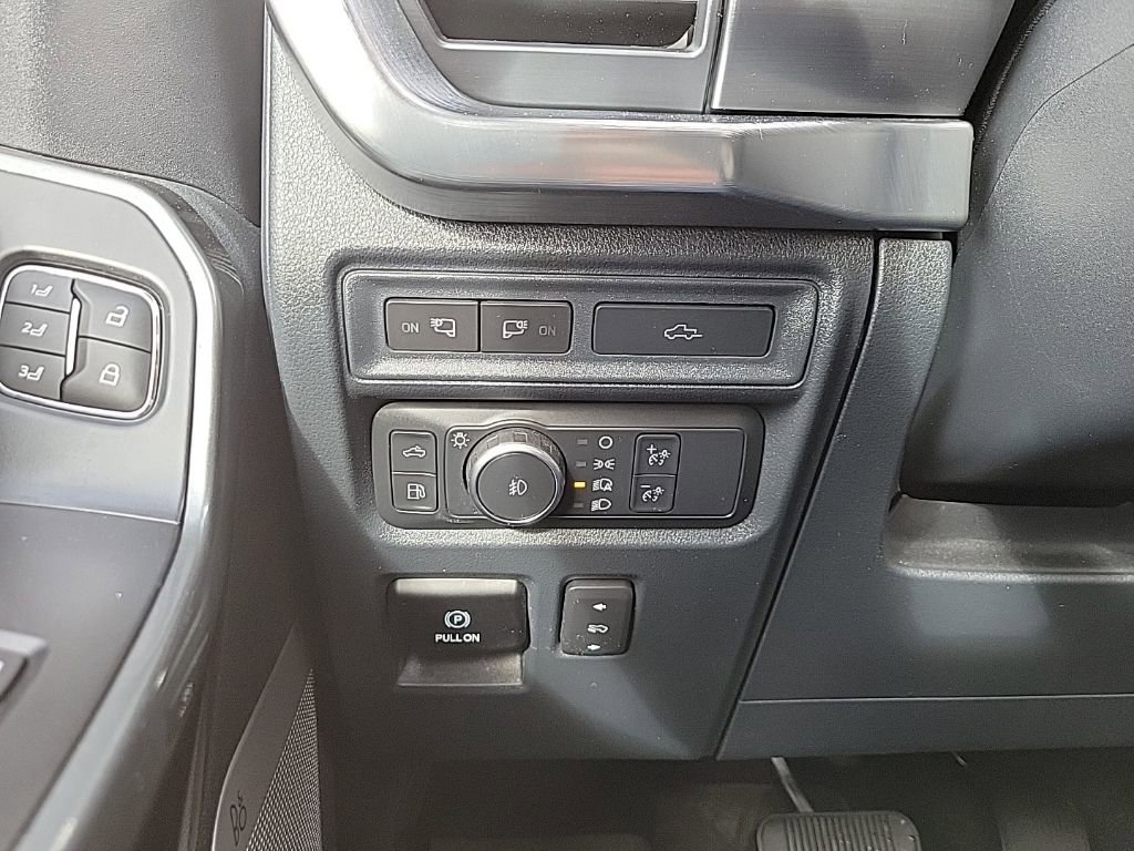 Used 2022 Ford F150 Lariat w/ Equipment Group 502A High image 29