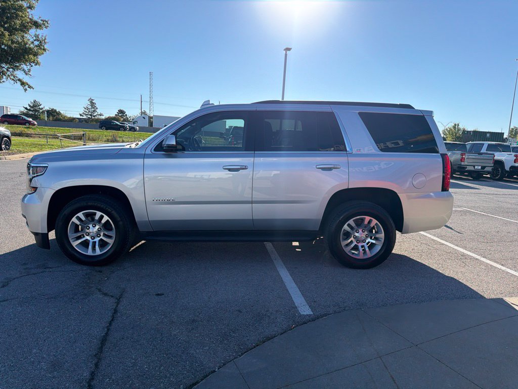 Used 2019 Chevrolet Tahoe LT w/ Luxury Package AWD/4WD image 6