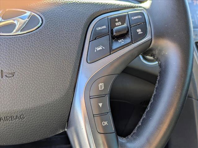 Used 2017 Hyundai Azera Limited image 15