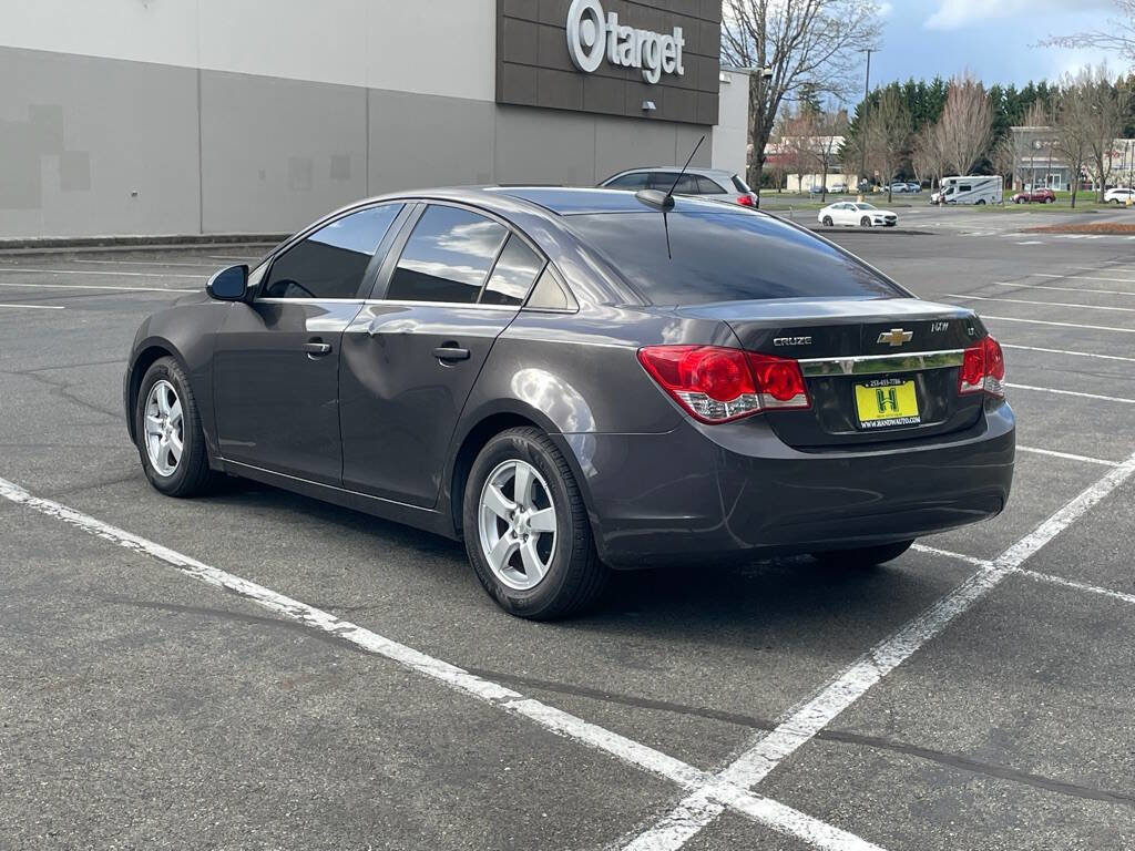 Used 2016 Chevrolet Cruze LT image 3