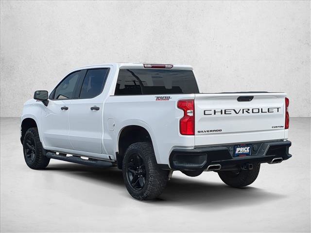 Used 2021 Chevrolet Silverado 1500 Custom Trail Boss w/ LPO, Dark Essentials Package image 11