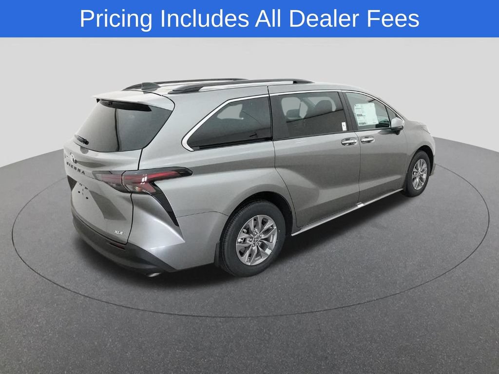 New 2026 Toyota Sienna XLE FWD image 9