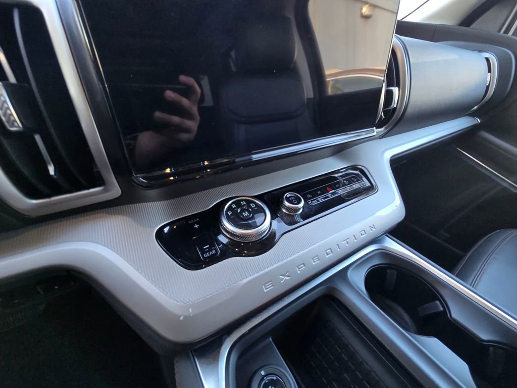 Used 2025 Ford Expedition Max Active image 14
