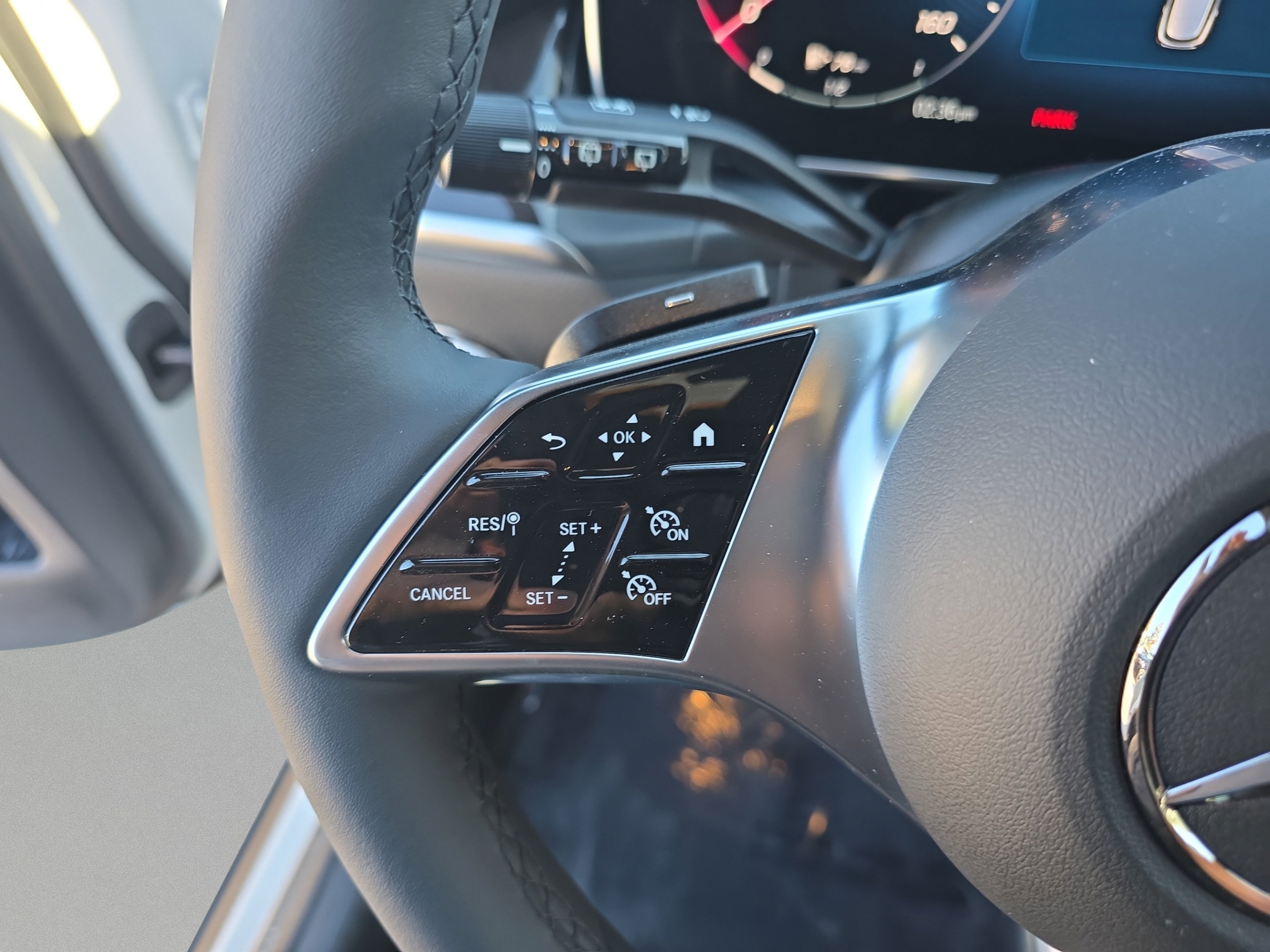 Certified 2026 Mercedes-Benz GLC 300 image 29