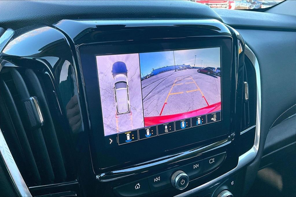 Used 2020 Chevrolet Traverse Premier w/ LPO, Black Accent Package AWD/4WD image 15