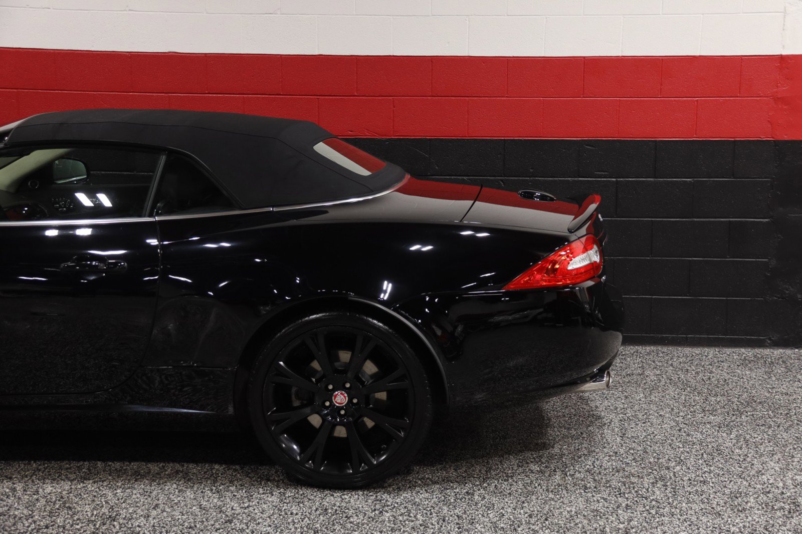 Used 2014 Jaguar XK 2dr Convertible image 23