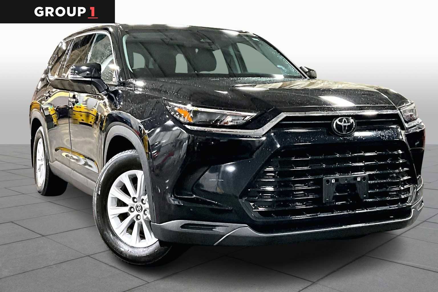 Certified 2024 Toyota Grand Highlander XLE image 3