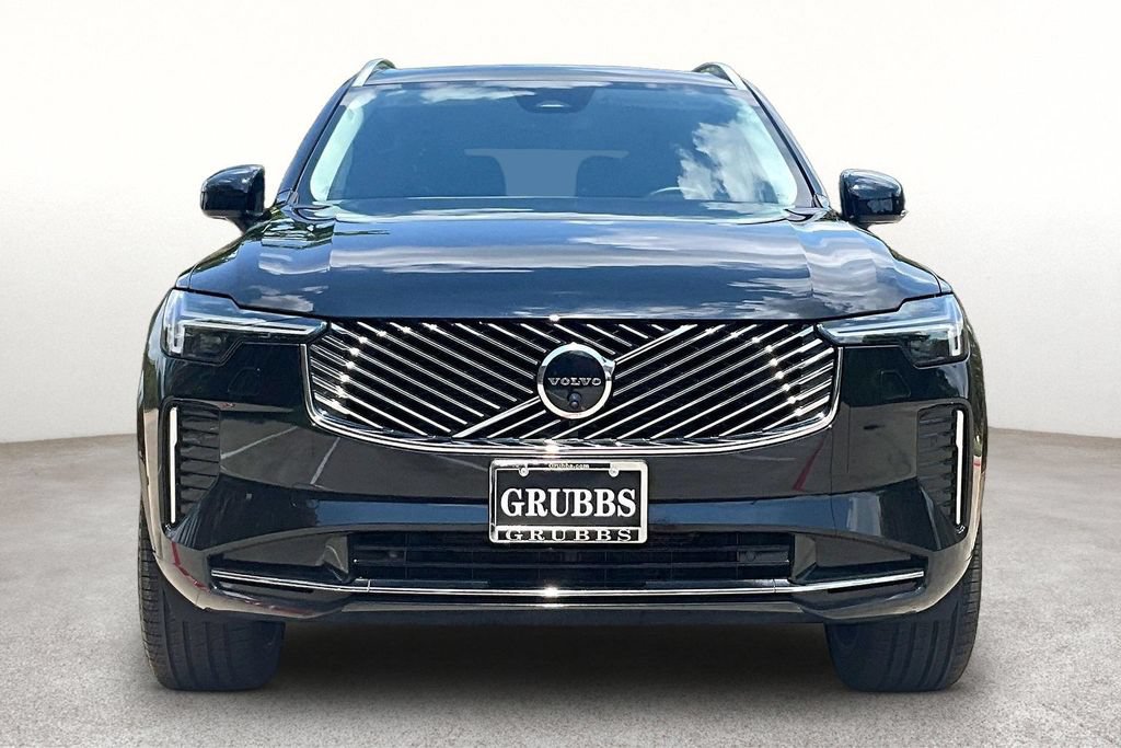 Certified 2026 Volvo XC90 B6 Plus AWD/4WD image 4
