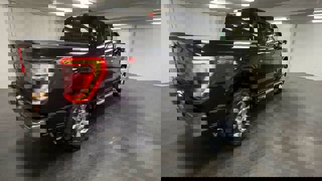 Used 2023 Ford F150 Lariat w/ Trailer Tow Package image 8