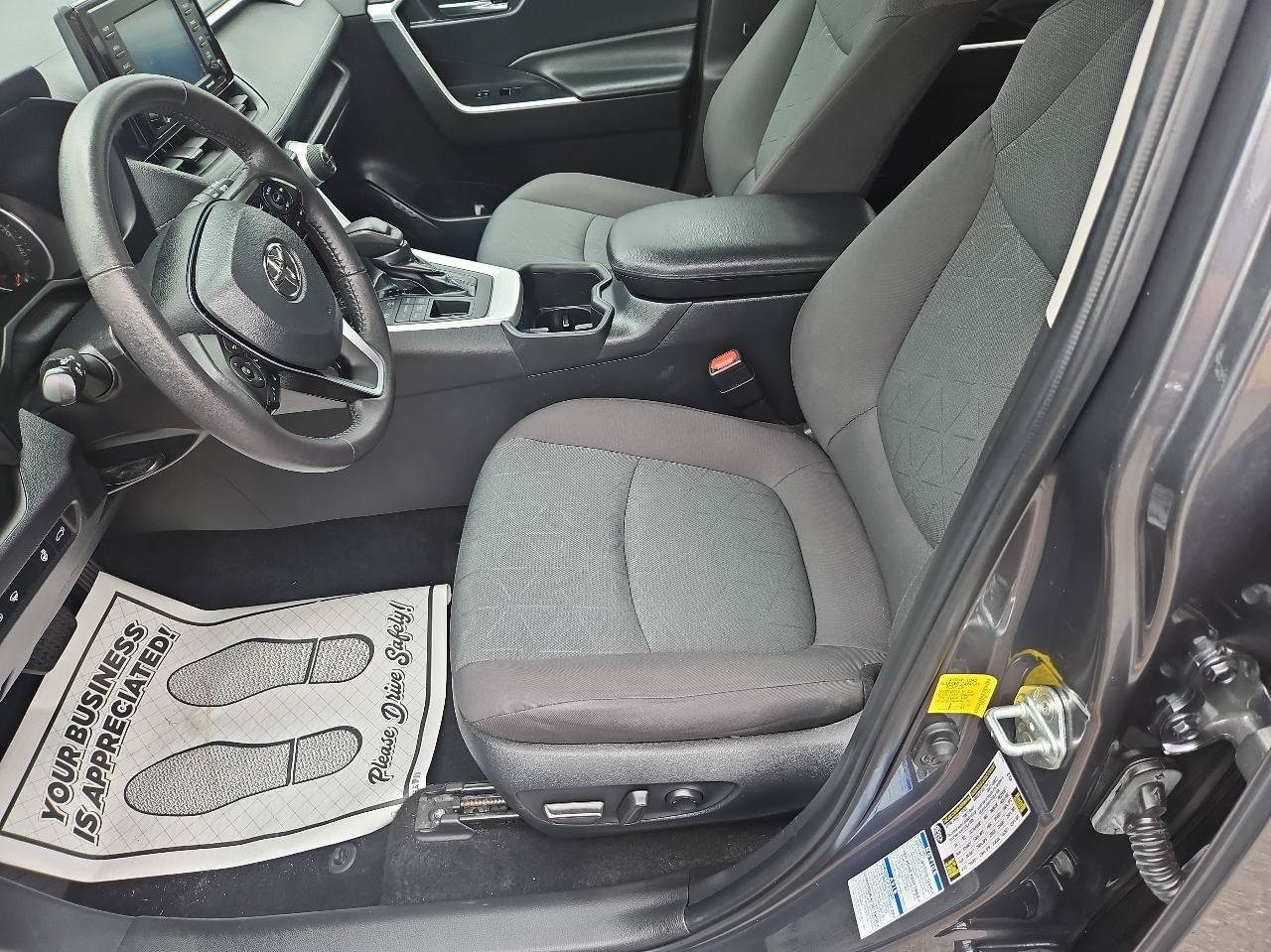 Used 2022 Toyota RAV4 XLE w/ Convenience Package AWD/4WD image 13