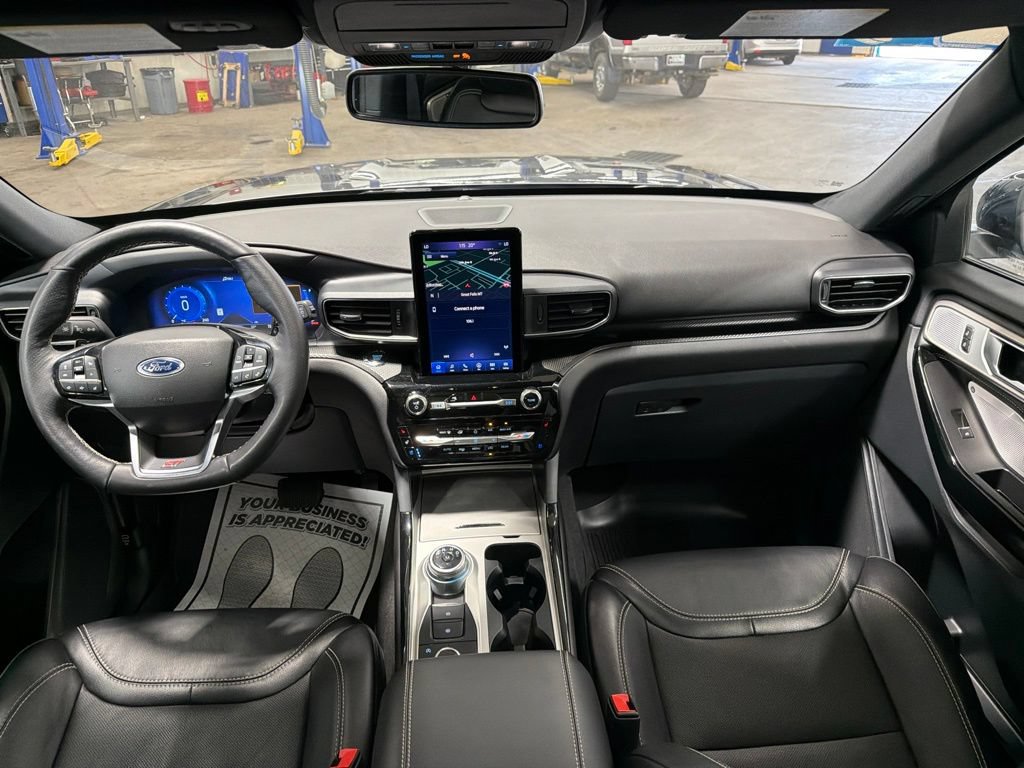 Certified 2024 Ford Explorer ST w/ Technology Package AWD/4WD image 15