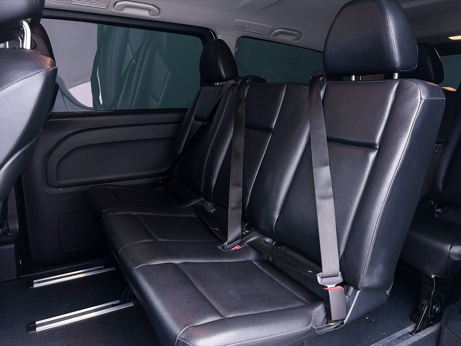 Used 2023 Mercedes-Benz Metris Passenger image 30