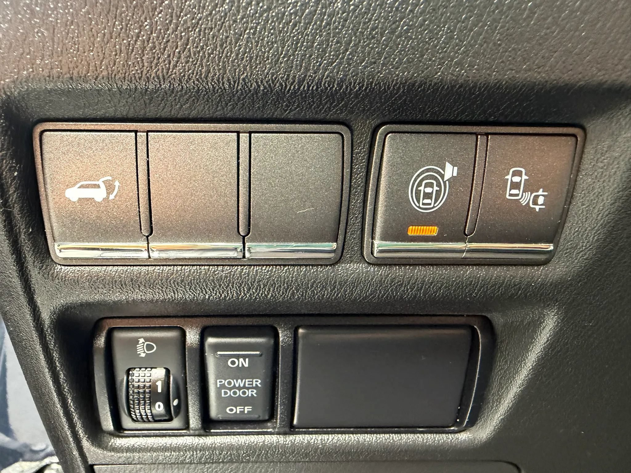 Used 2017 INFINITI QX80 2WD w/ Driver Assistance Package image 29